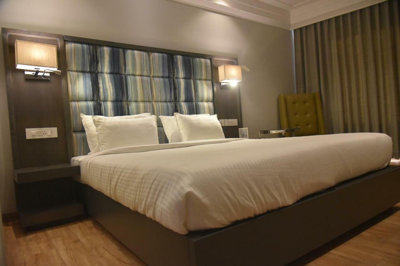 Hotel Accord Premier Raigarh Экстерьер фото