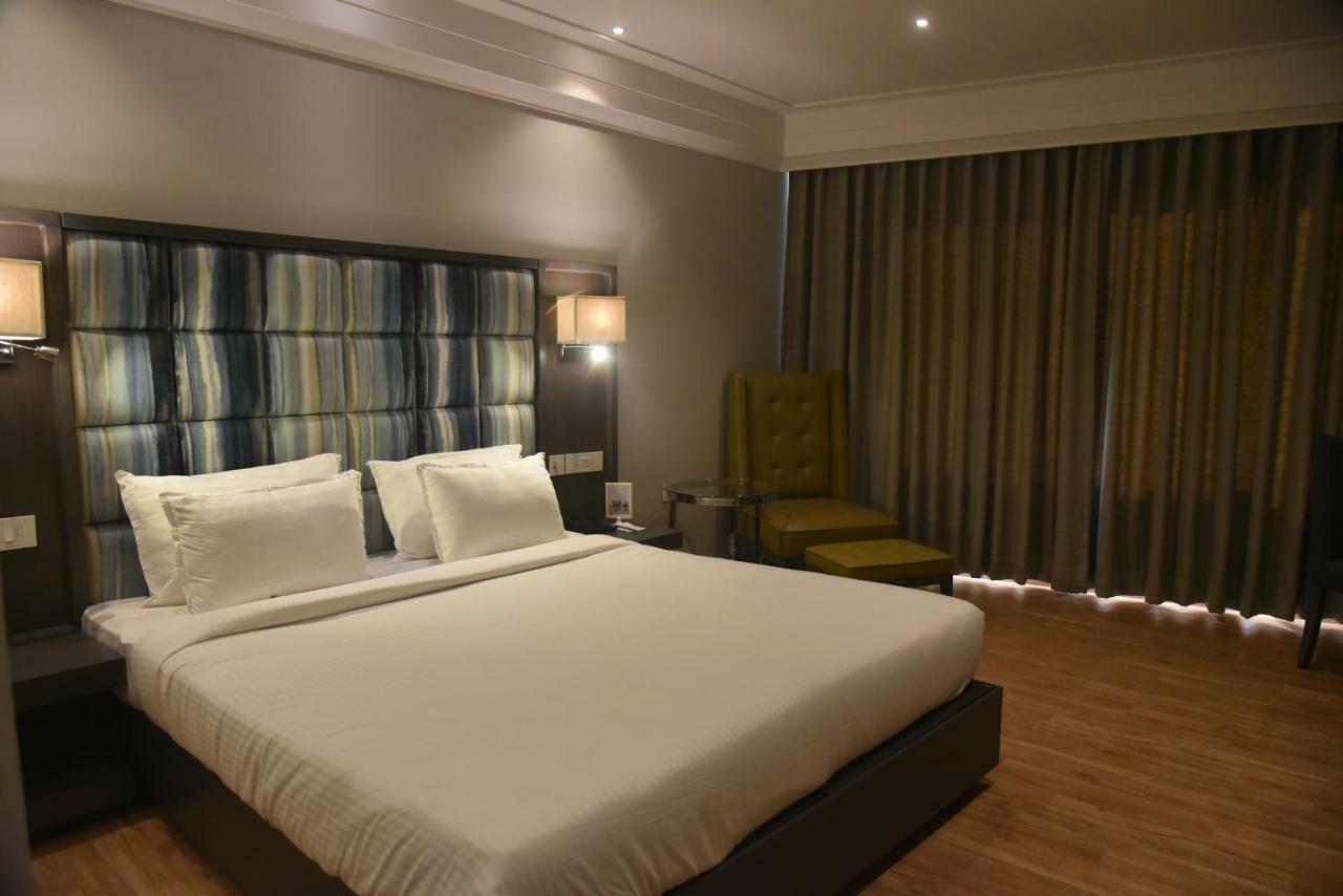 Hotel Accord Premier Raigarh Экстерьер фото